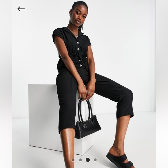 New Look cap sleeve button up jumpsuit - Picture 4 of 4